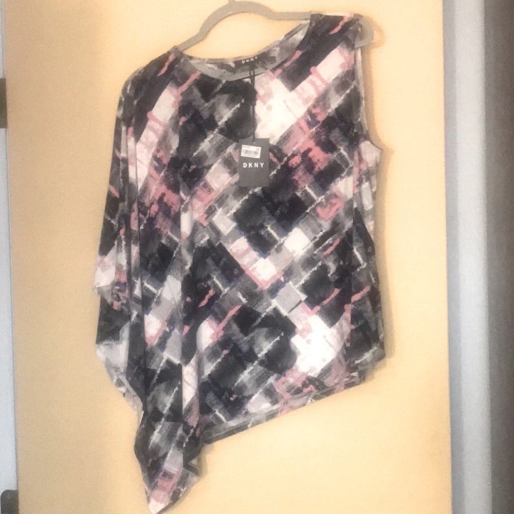 DKNY Asymmetrical Top L NWT